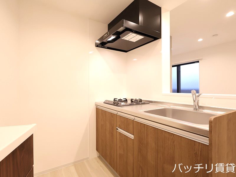 キッチン　画像は同型タイプの為現状を優先致します。