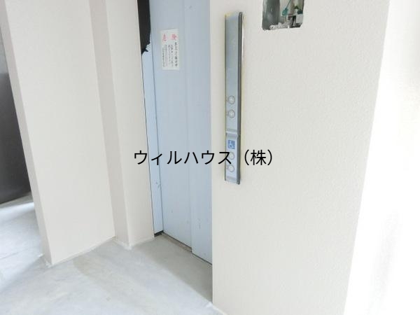 エントランス　エレベーター！