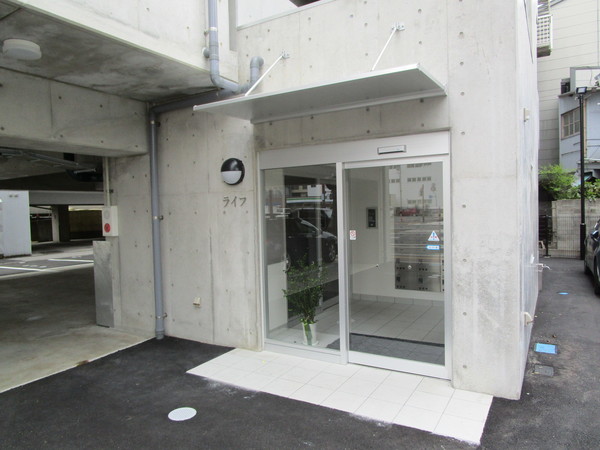 エントランス