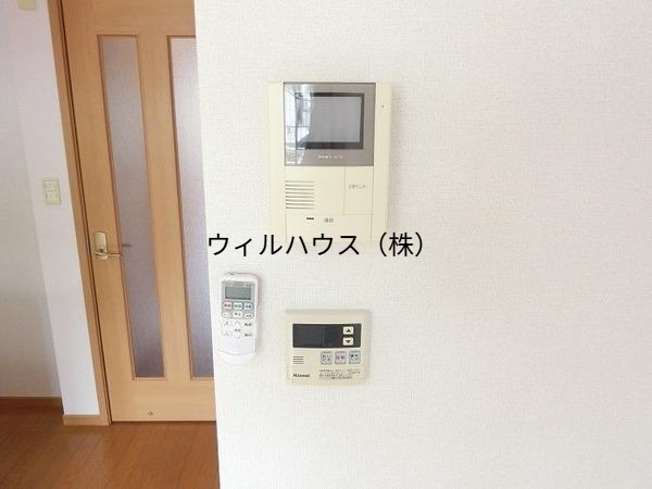セキュリティ　モニターホン、給湯リモコン！