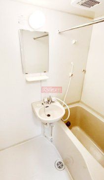 洗面設備　バス