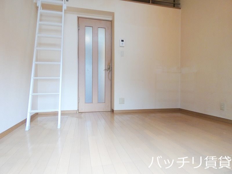 居室・リビング　同型タイプの写真となります　現状優先