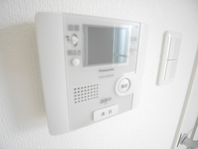 セキュリティ　モニター付きインターホンです♪