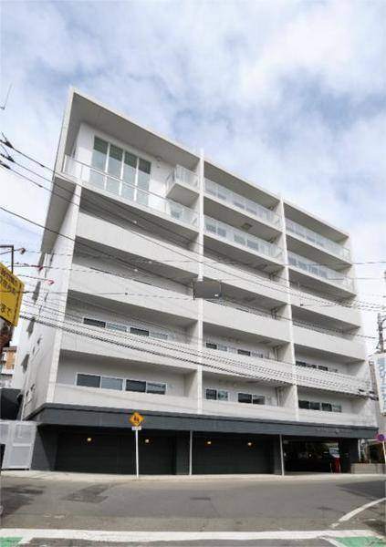 建物外観　外観タイル張りです