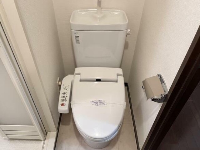 トイレ　シャワートイレ