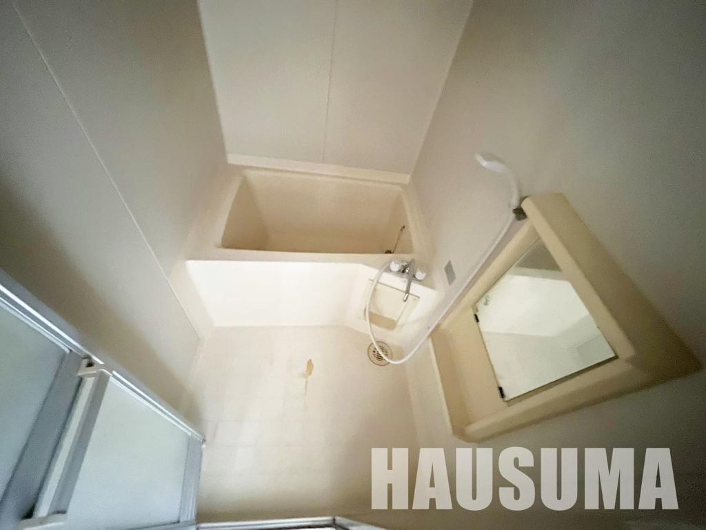バス・シャワールーム　※他号室写真使用※