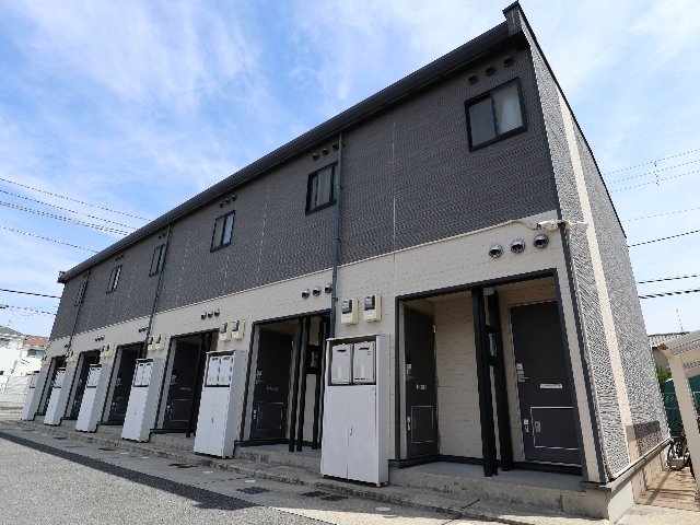 建物外観　単身様へ素敵な家具家電つき1K♪新生活が楽しみですね★素敵