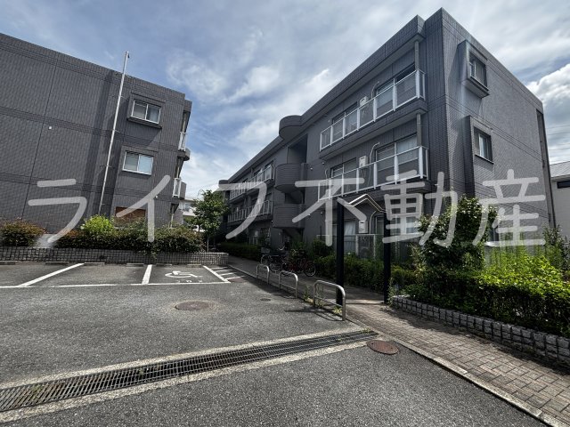 建物外観　おしゃれな外観です