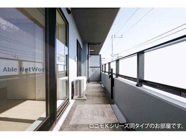 バルコニー　※同型タイプ参考写真