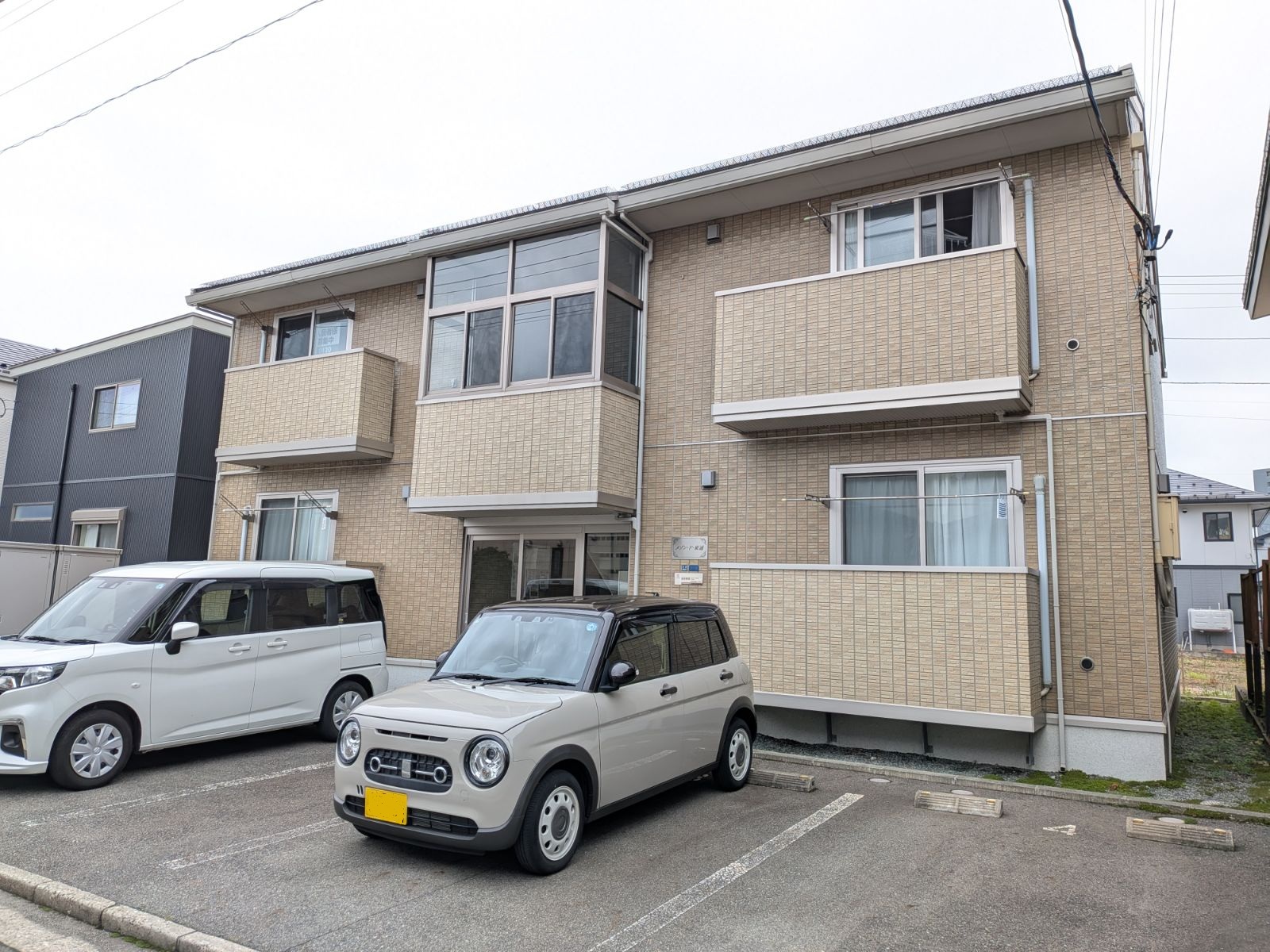 建物外観　外観写真