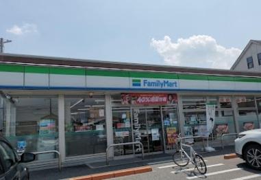 コンビニ　ファミリーマート東近江能登川店（コンビニ）まで791m