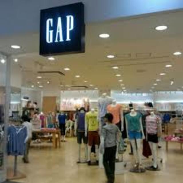 ショッピングセンター　GAPストアららぽーと甲子園店（ショッピングセンター）まで1183m