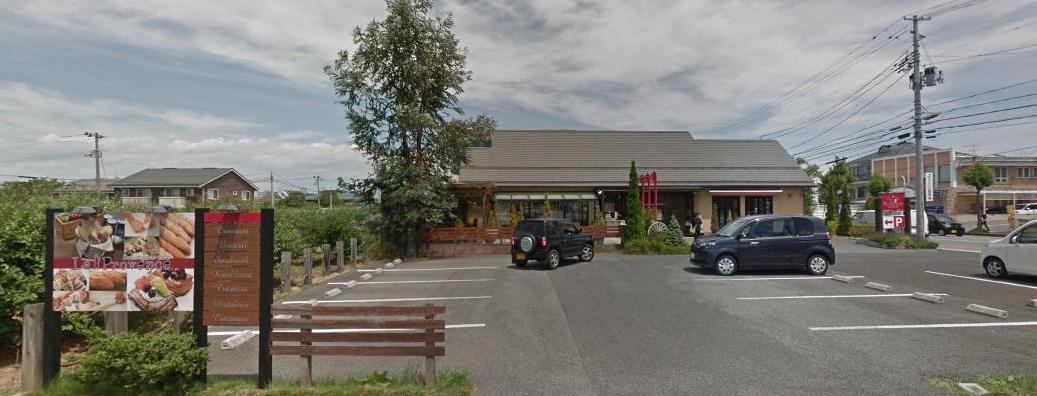 飲食店　ラ・プロヴァンス松見店（飲食店）まで450m