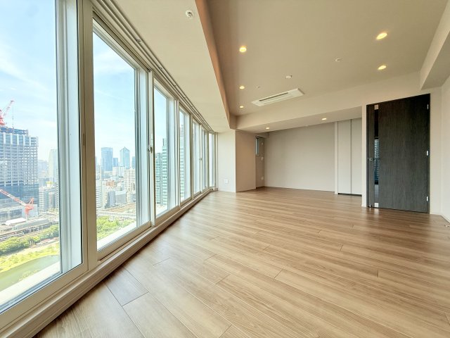 BrilliaTower 浜離宮の居間写真
