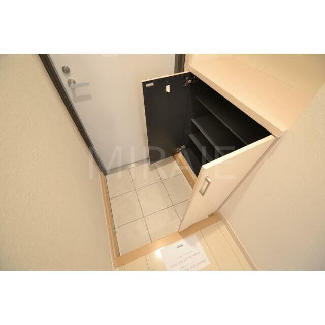玄関　物件画像