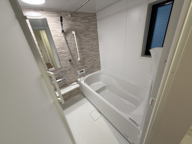 QualitiA上十条戸建の風呂写真