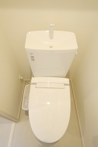 トイレ　トイレもきれいです