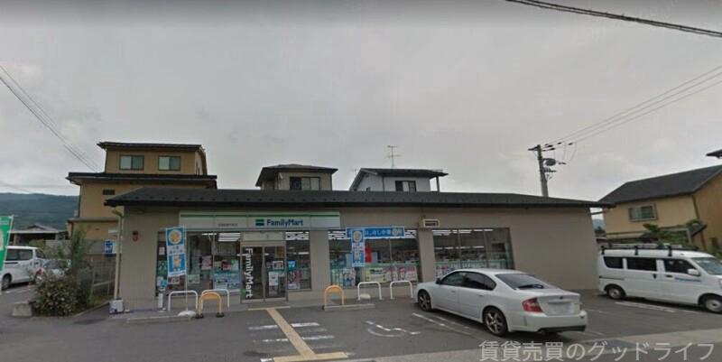 コンビニ　ファミリーマート京都岩倉中町店（コンビニ）まで167m