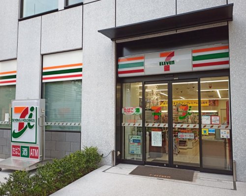 コンビニ　セブン-イレブン野村不動産新横浜ビル店（コンビニ）まで431m