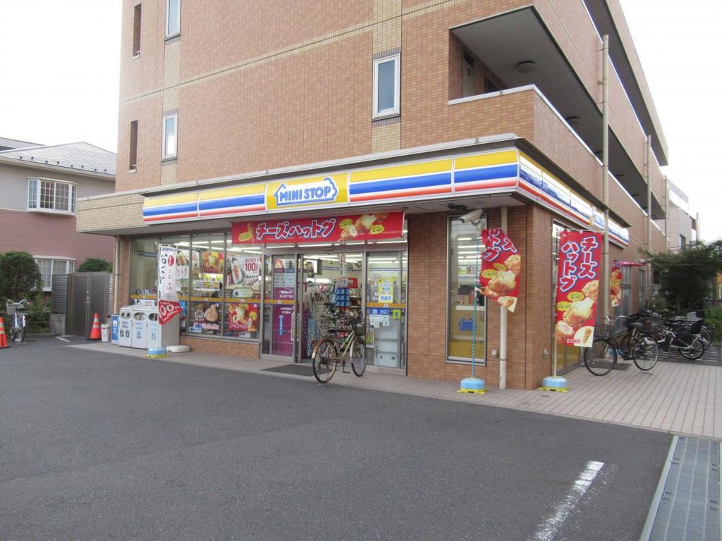 コンビニ　ミニストップ/西小岩5丁目店（コンビニ）まで50m