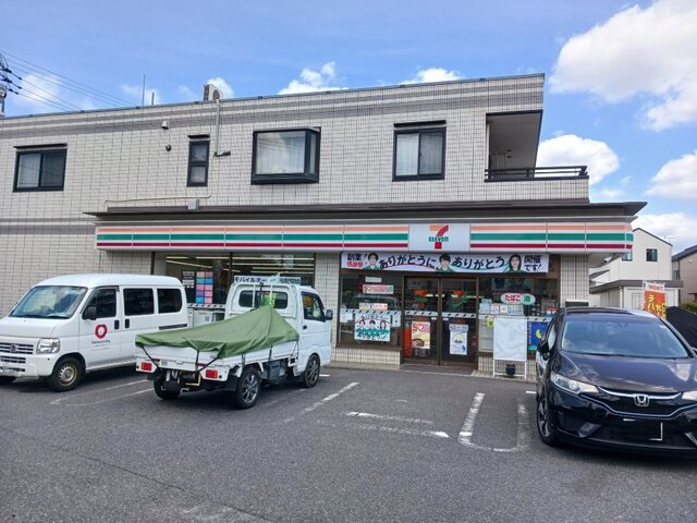 コンビニ　セブンイレブン柏中新宿店（コンビニ）まで600m