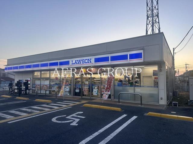 コンビニ　ローソン 北春日部駅東口店（コンビニ）まで690m