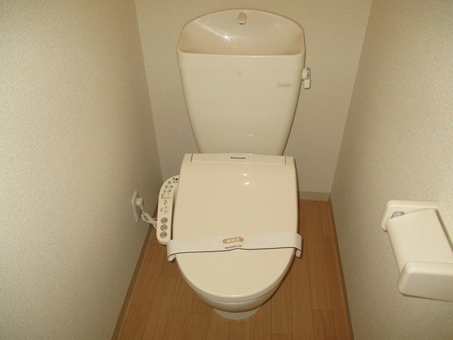 ルミエールAのトイレ写真