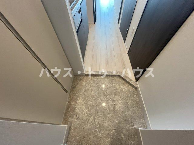 M-RESIDENCE西巣鴨の玄関写真