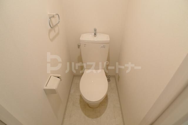 ＪＲ総武線快速 錦糸町駅 徒歩10分 7階建 築20年のトイレ写真