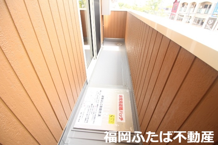 西鉄天神大牟田線 高宮駅 徒歩30分 3階建 築5年の内装写真