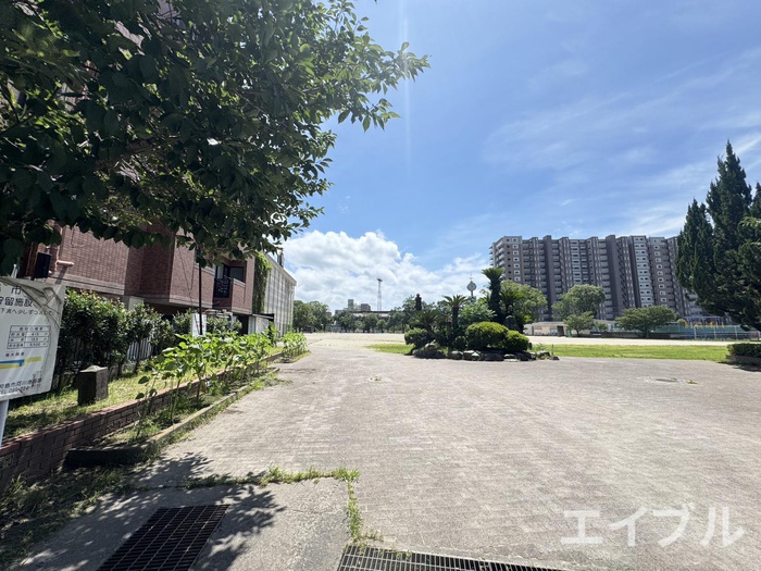 小学校　鹿児島市立武小学校（小学校）まで350m