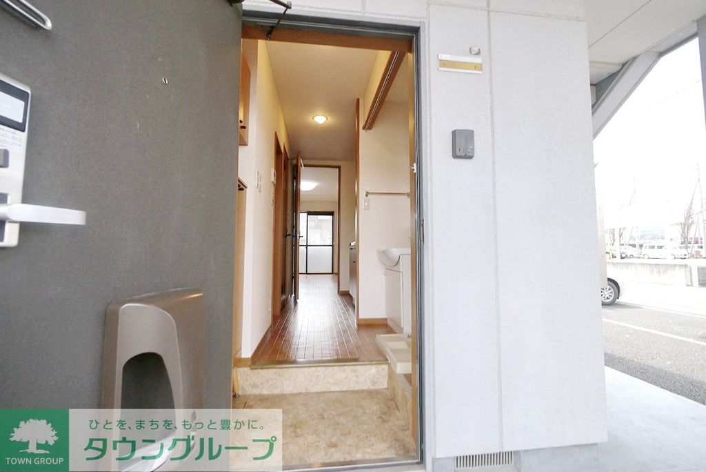 玄関　洗面