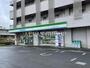 コンビニ　ファミリーマート さいたま本町東二丁目店（コンビニ）まで211m