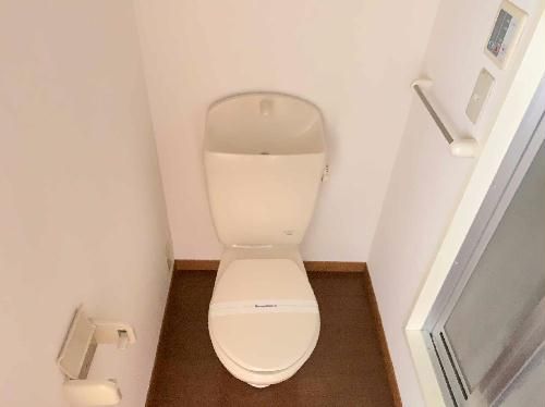 レオパレスチェリーヒルズのトイレ写真