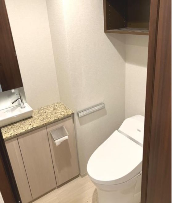 トイレ　トイレもきれいです