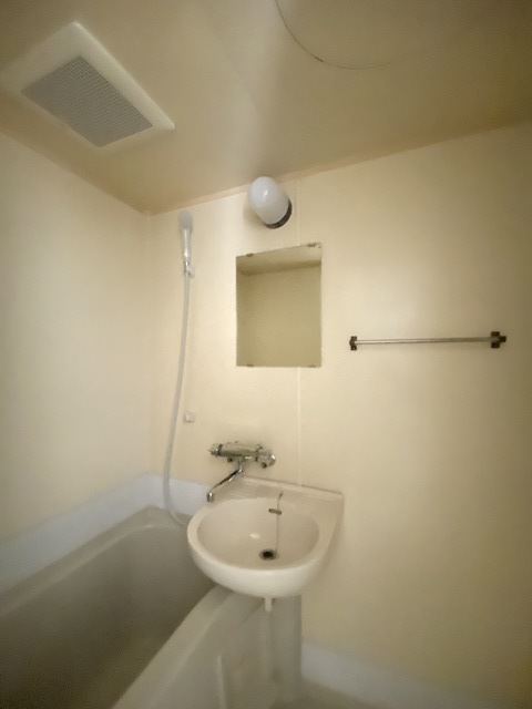 HOUSEIIの内装写真