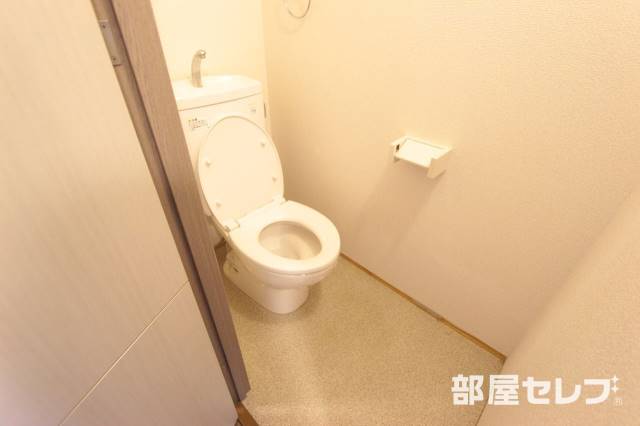 トイレ　個室トイレ