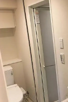 都営大江戸線 牛込神楽坂駅 徒歩3分 8階建 築8年のトイレ写真