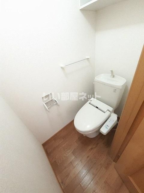 ソル・サリエンテ Aのトイレ写真