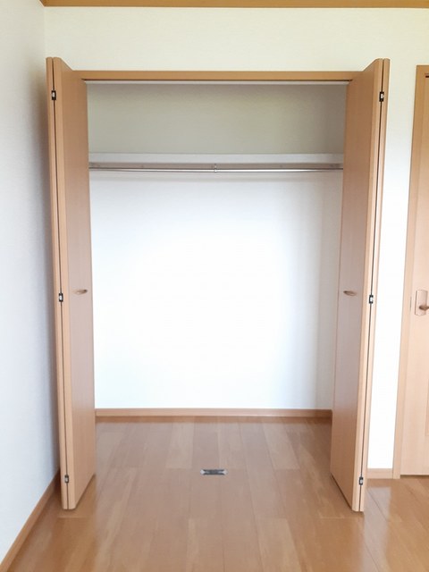 メゾン・ポポラーレAの内装写真