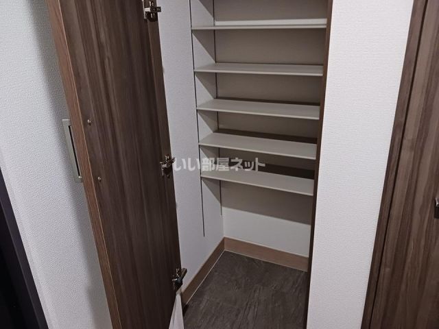 収納