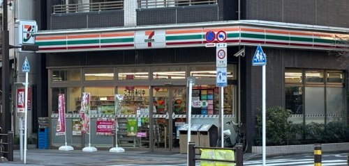 コンビニ　セブン-イレブン 中央区新川２丁目店（コンビニ）まで469m