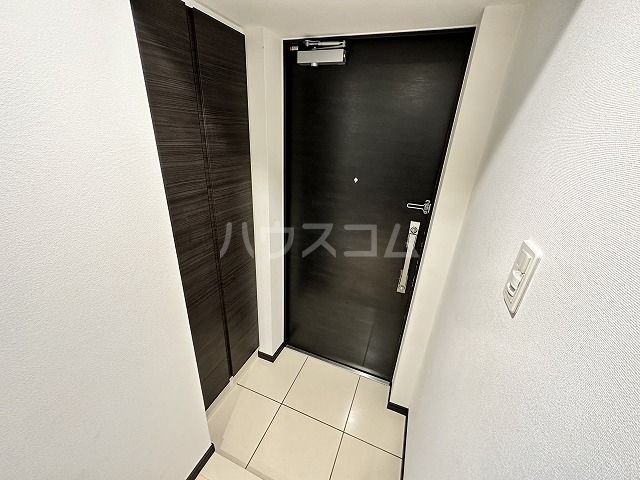 ジェノヴィア目黒南グリーンヴェールの玄関写真
