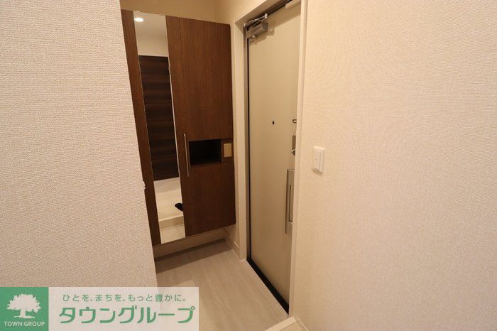 D-ROOM椿森1丁目Cの玄関写真