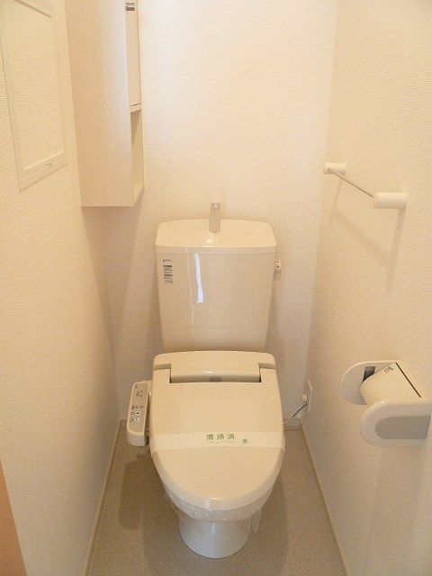 メゾン・オーブ Iのトイレ写真