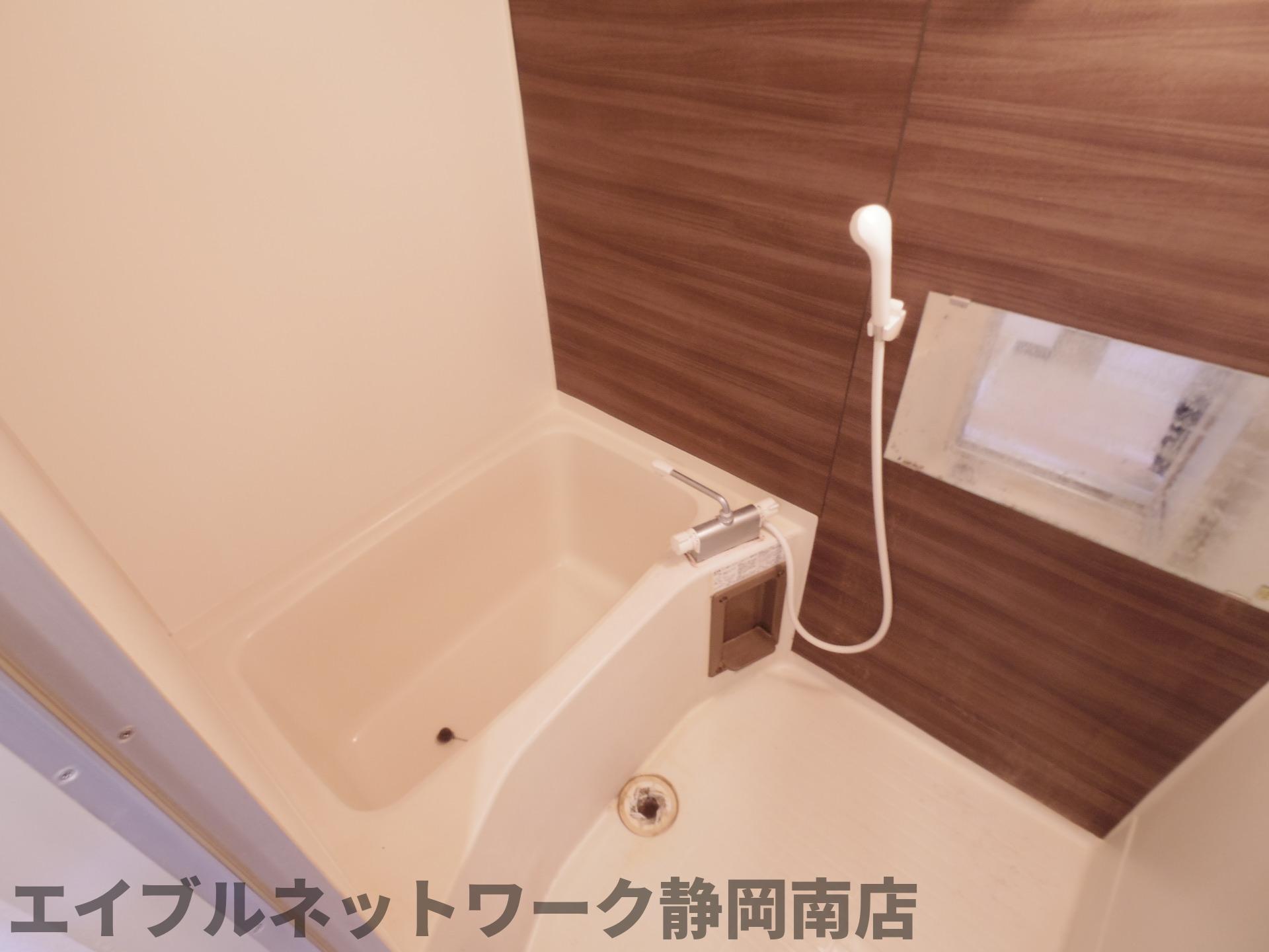 バス・シャワールーム　日々の暮らしに欠かせないお風呂です