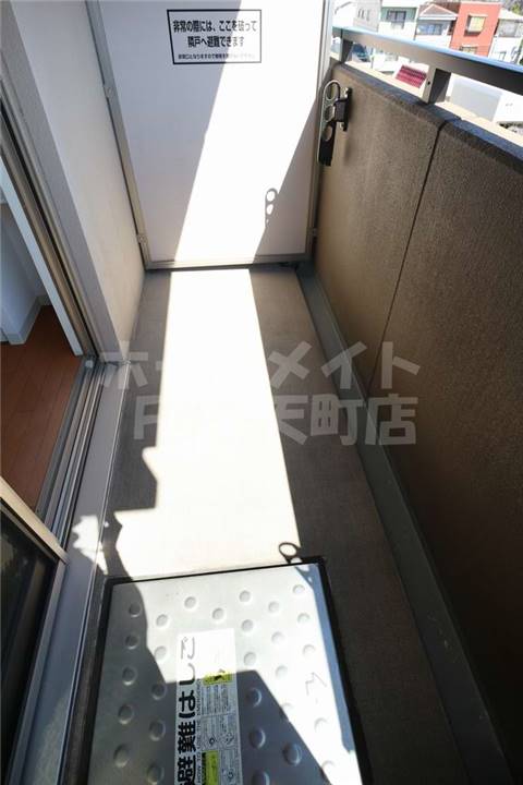 バルコニー　バルコニーがあります