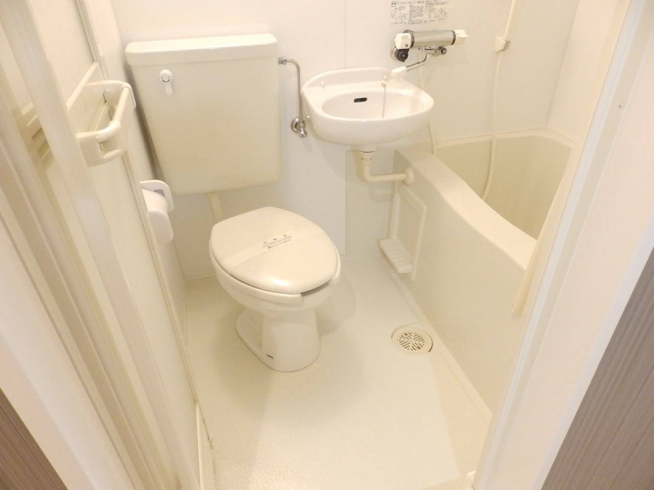 トイレ　前回新しくしています