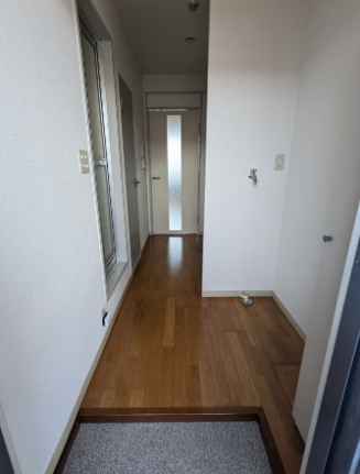 玄関　同建物サンプル画像