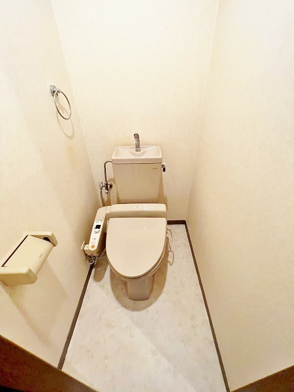 トイレ　★温水洗浄便座付きトイレ★